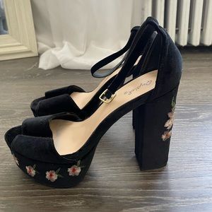 Quipid brand heels